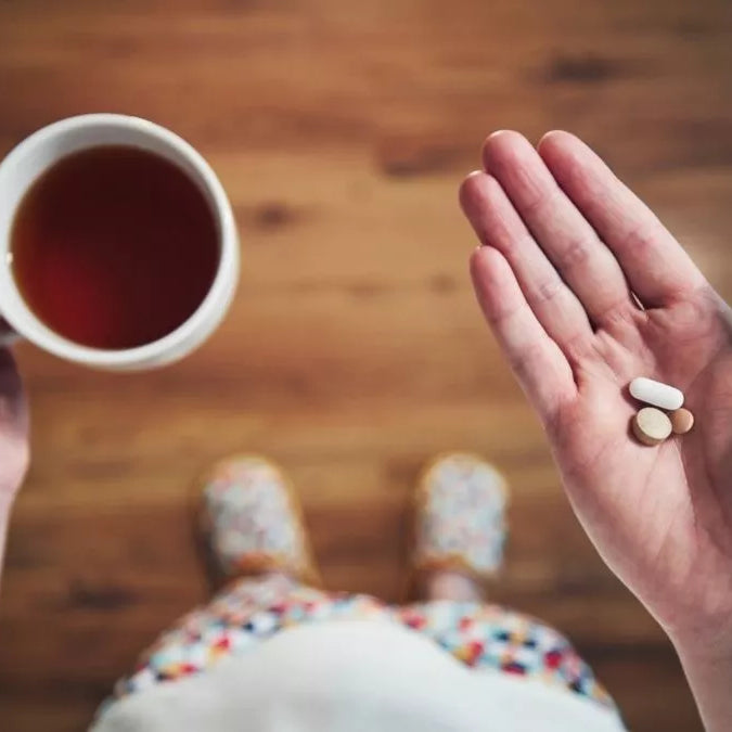 Mengkonsumsi Teh dengan Obat-obatan: Apakah Aman atau Berisiko?