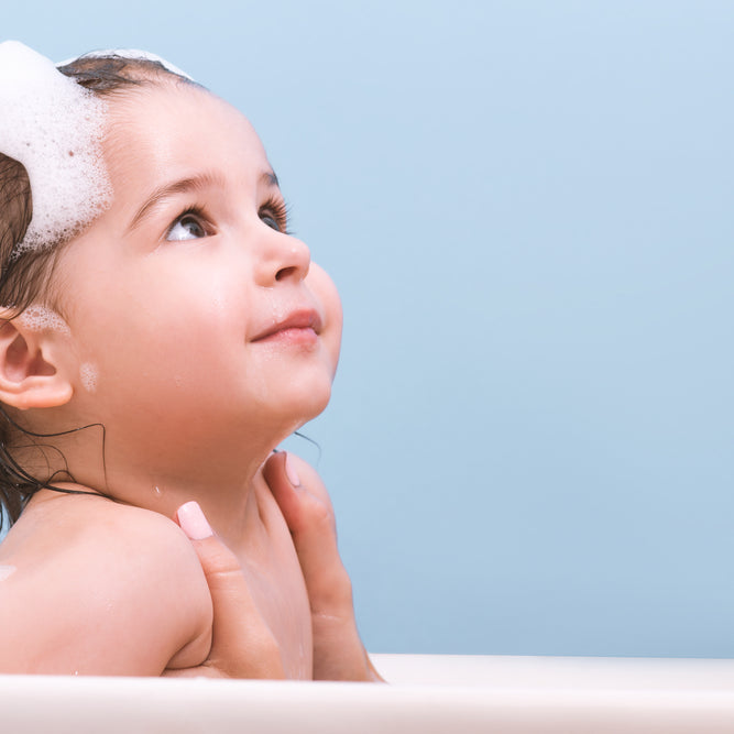 Mewah dan Sehat: Tips Menjaga Kesehatan Rambut Bayi dengan Baik