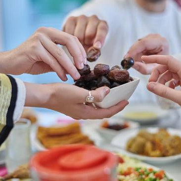 Makanan yang Harus Dihindari saat Berbuka Puasa: Tips Penting untuk Menjaga Kesehatan