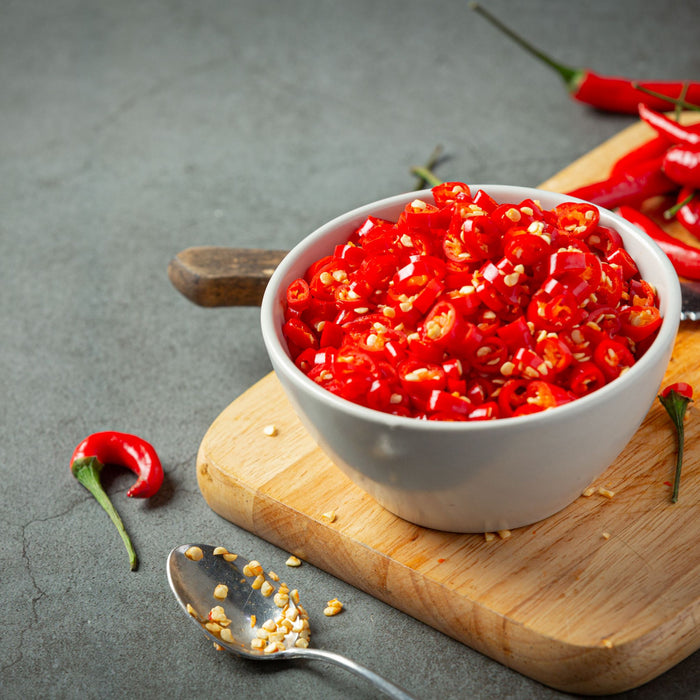 Mengungkap Dampak Kesehatan Akibat Terlalu Banyak Makan Pedas