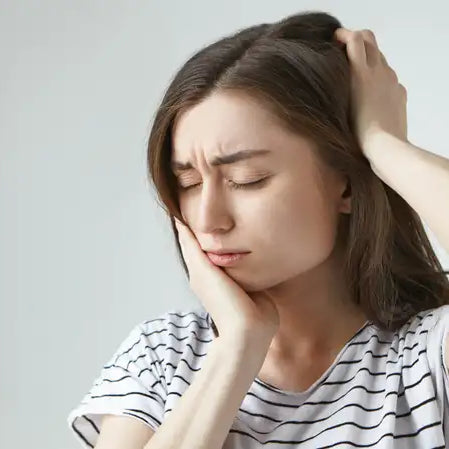 Mengobati Gusi Bengkak secara Alami: Tips yang Dapat  di Coba di Rumah